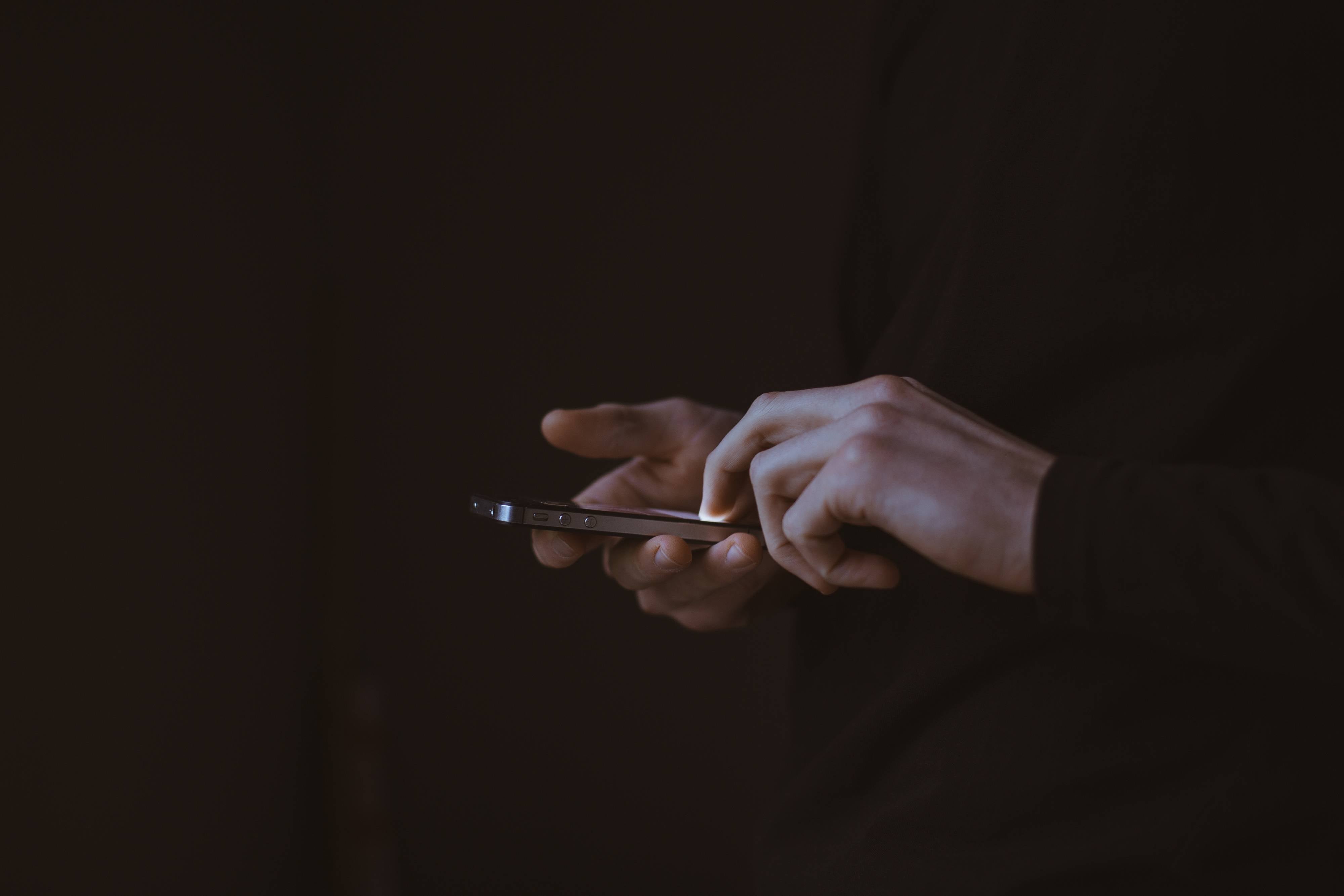 6 WhatsApp hacks that will upgrade your chats